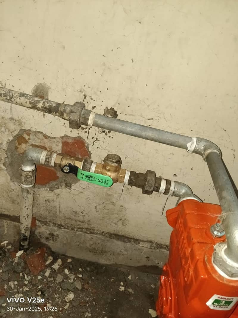 Plumber service, Emergency Plumber in lahore, Water Tank Clean near me 2