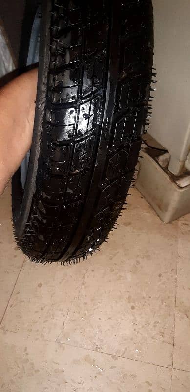 rikshaw tyre 0