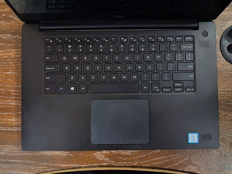 Dell Laptop Precision 5520 1