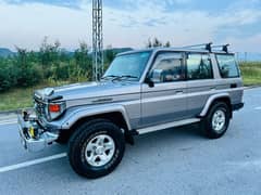 Toyota Land Cruiser 1992