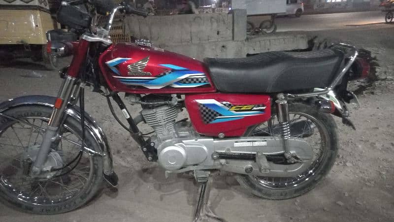 Honda CG 125 2024 3