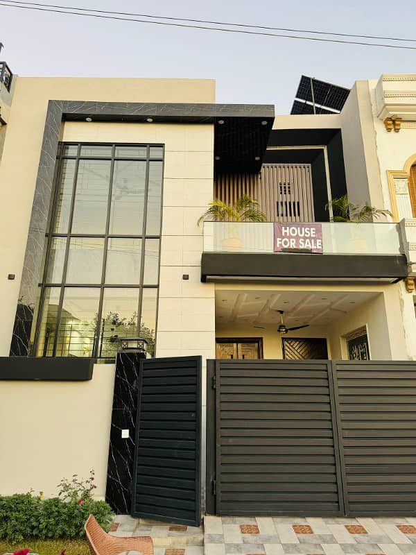 6.5 Marla Brand New House Available For Sale In Platinum Block In Park View City Lahore 0