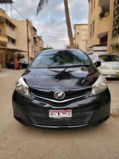 Toyota Vitz 2014 Reg 2017 push start