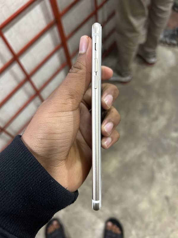 iphone 6 plus 64 Gb non pta 2