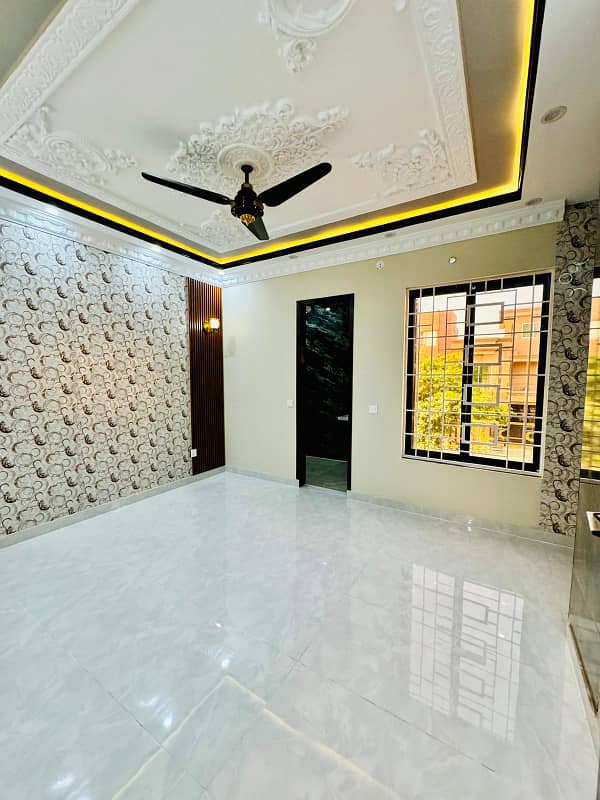 5 Marla Brand New House Are Available For Sale In Tulip Extension Block In Park View City Lahore 12