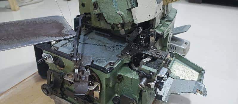 Overlocker Machine PEGASUS L-32 7