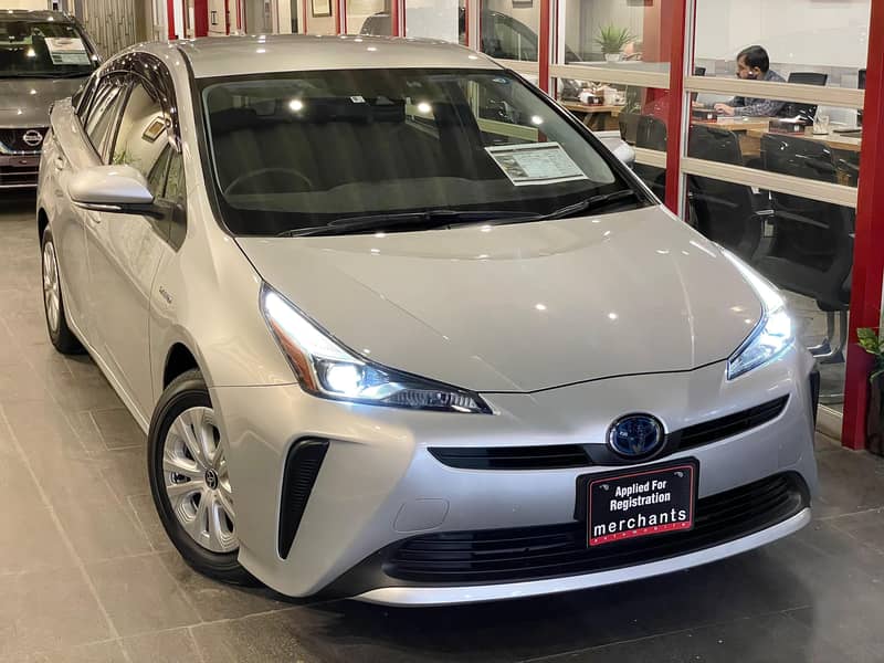 Toyota Prius 2020 S 14