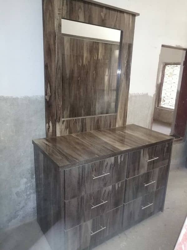 Bedroom Furniture Set For Sale 6