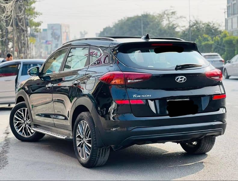 Hyundai Tucson 2022 AWD 4