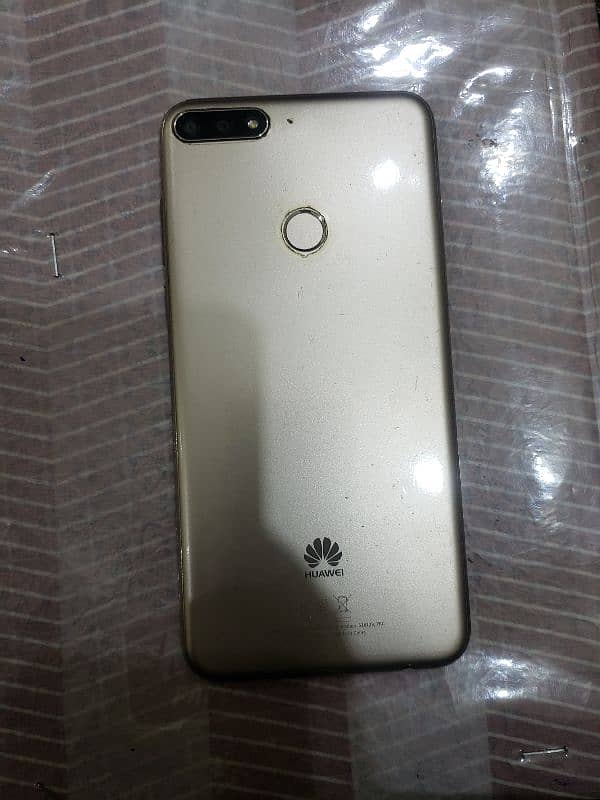 HUAWEI Y7 PRIME 1