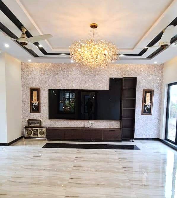 01 Kanal Modern Design House For Rent In DHA Phase 4 Block-DD Lahore. 11