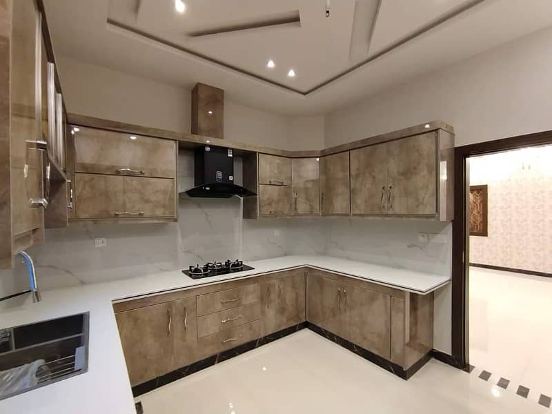 01 Kanal Modern Design House For Rent In DHA Phase 3 Lahore. 11