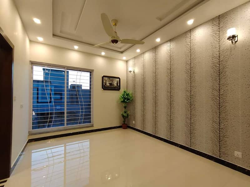 01 Kanal Modern Design House For Rent In DHA Phase 3 Lahore. 18