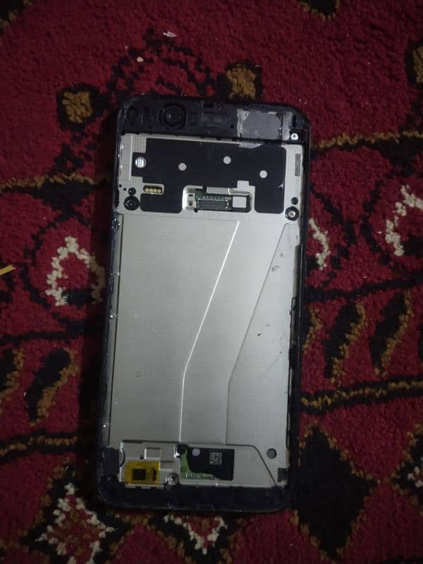 huawei nova 2 bord sirf panel dalyga bas baqi sub ok hai 1