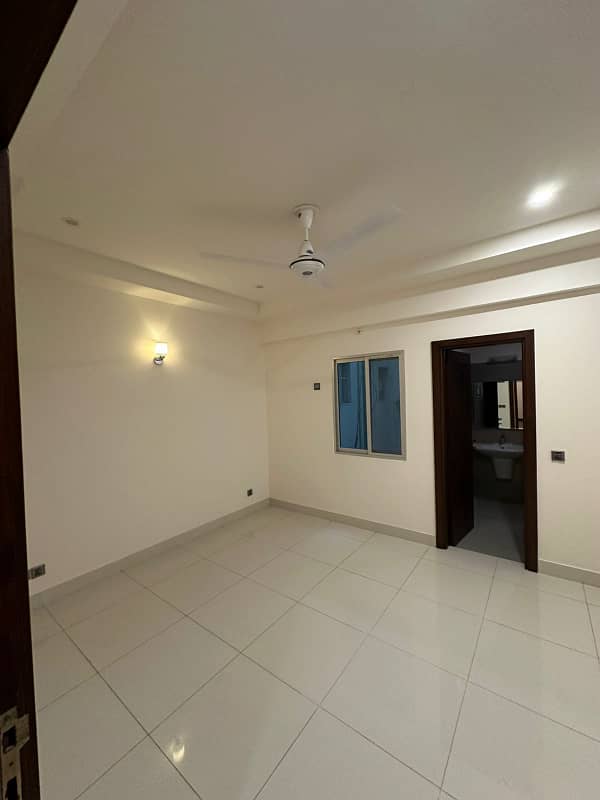 Brand New 3 Bed Apartment For Rent 5