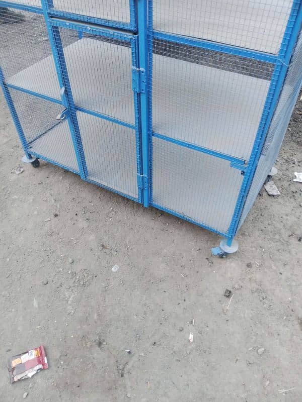 Bilkul new cage ha price 30000  js bhi ko smj ay wo rabta kry 1