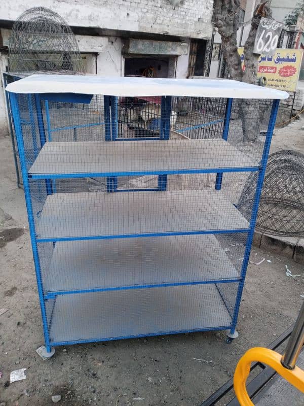 Bilkul new cage ha price 30000  js bhi ko smj ay wo rabta kry 2