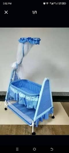 Baby swing in blue color