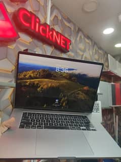 MacBook pro i7 2019