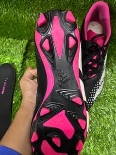 Addidas predator accuracy . 4 natural ground shoes