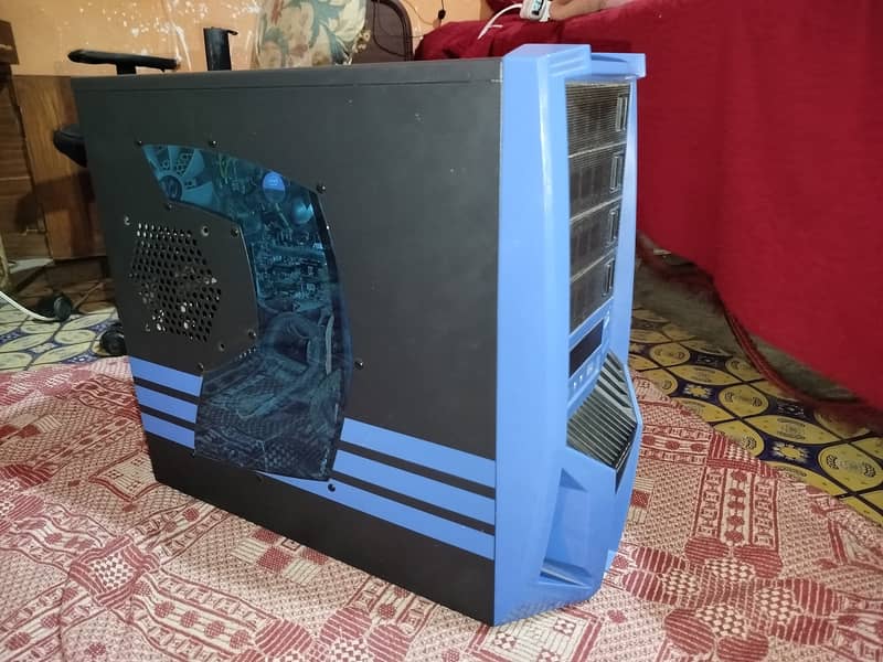 Powerful 6th Gen Intel i7 Gaming PC – 16GB RAM, 500GB HDD + 256GB SSD 1