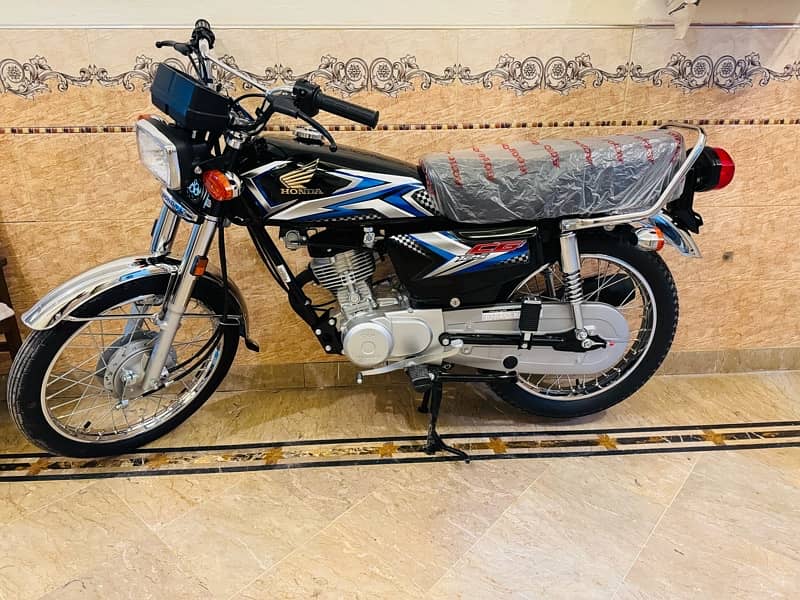 Honda 125 2025 Model black colour 0