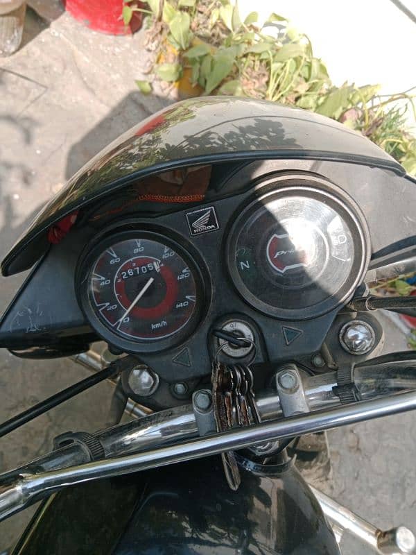 Honda CD 100 Black colour model 2023 5