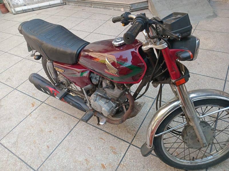 Honda CG-125 (2013) 1