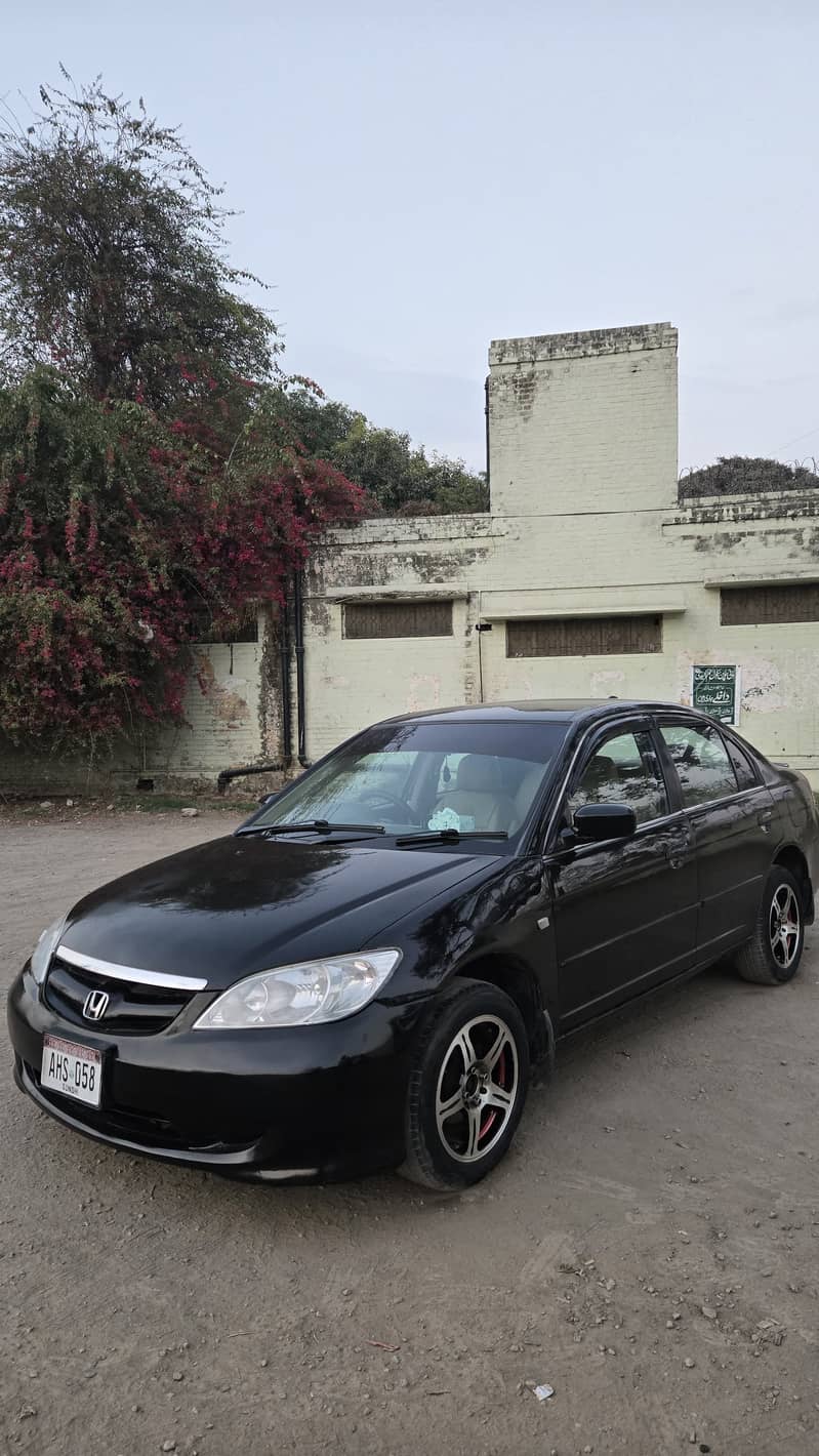 Honda Civic EXi 2005 1