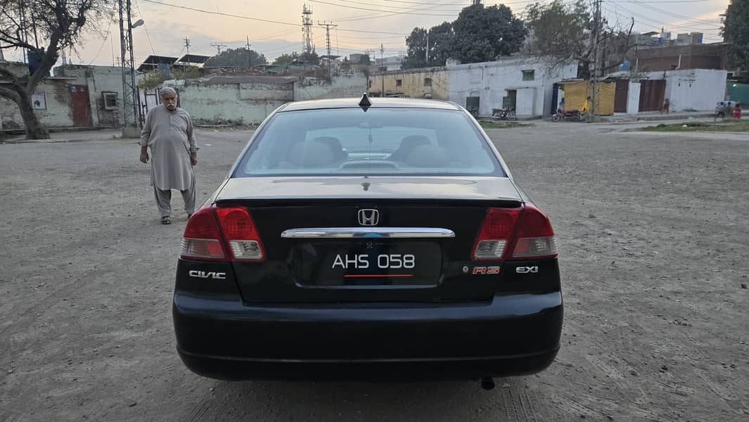 Honda Civic EXi 2005 4