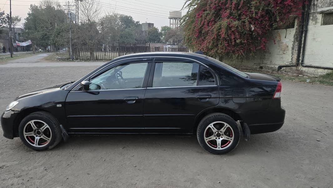 Honda Civic EXi 2005 9