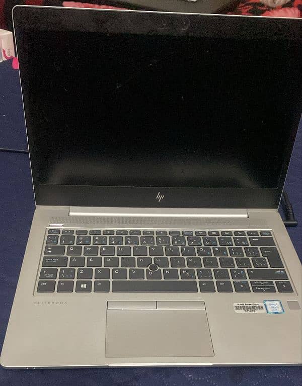 HP Elite Book 830 2