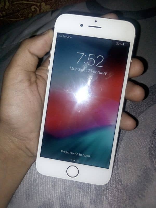 iphone 6 gold colour 1