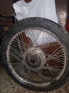 Rim plus tyre