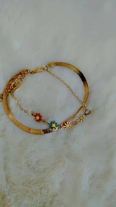 golden flower daisy bracelet premium quality 3