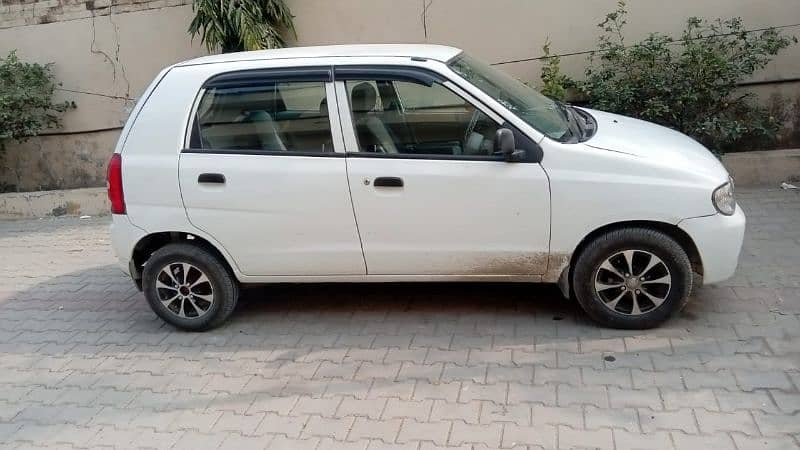 Suzuki Alto 2012 4