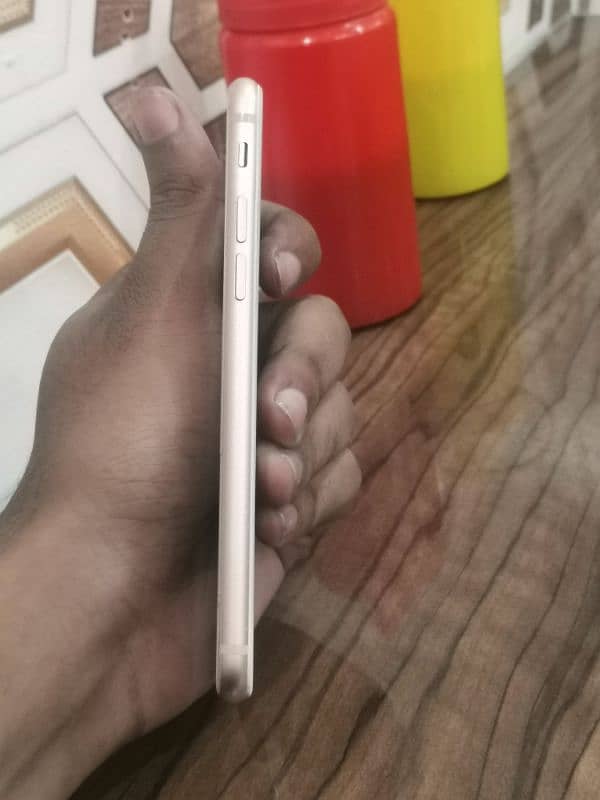 IPhone 8 pta approved 64gb 5