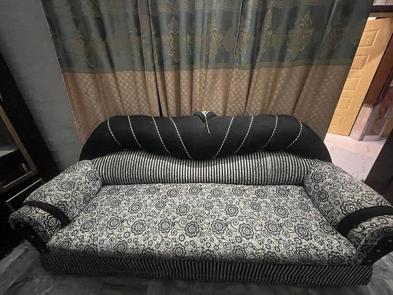 5 Seater Sofa Set For Sale 3