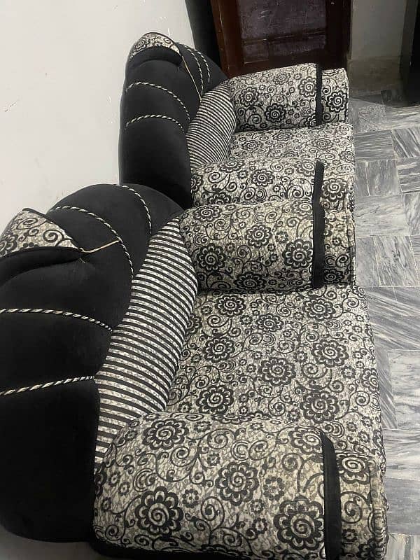 5 Seater Sofa Set For Sale 4