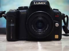 Panasonic Lumix DMC-GH1 with 12-32mm Lens, Vlogging Mirrorless Camera