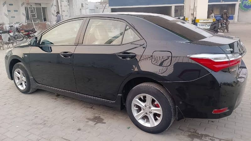 Toyota Corolla GLI 2019 auto all genuine 03261921523 4