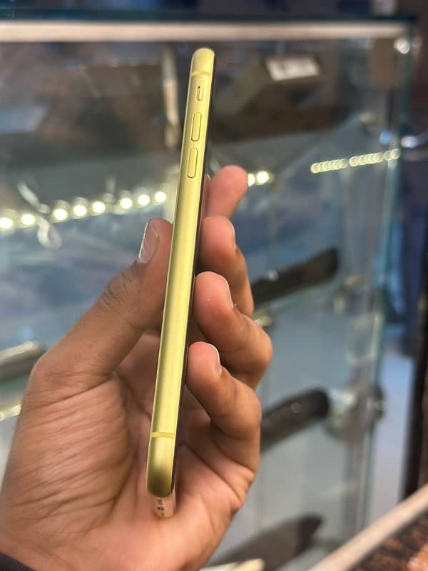 IPhone 11 128gb PTA approved 2