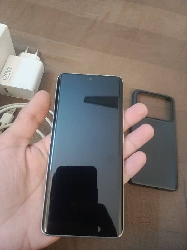 Redmi note 13 pro plus 5g 512gb fan Edition negotiable 1