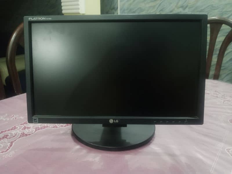 LG MONITOR FOR SALE 0