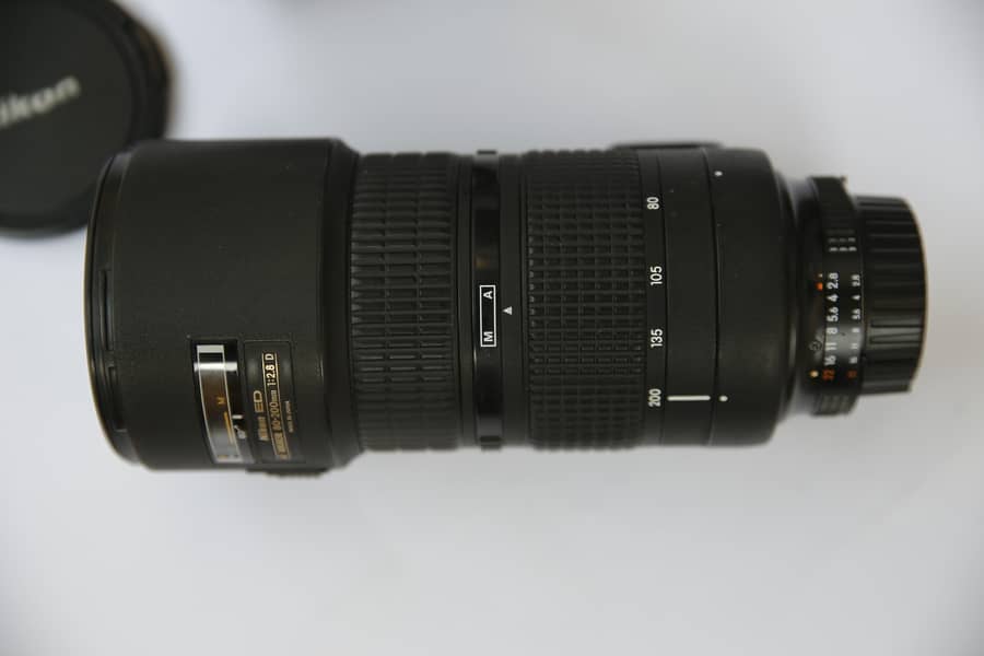 nikon 80 - 200 lens 9/10 condition 5