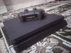 PS4 500 GB slim