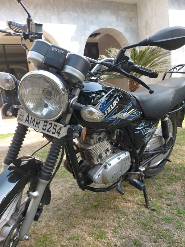 SUZUKI GS 150 SE 1