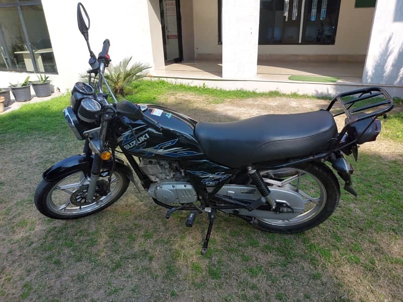 SUZUKI GS 150 SE 4