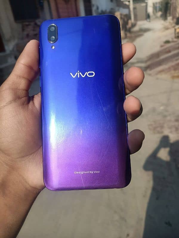 Vivo y95 with box 3