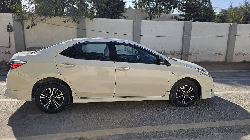 Toyota Corolla GLI 2017 14